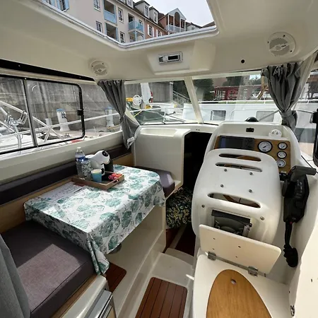 Botel Flw *